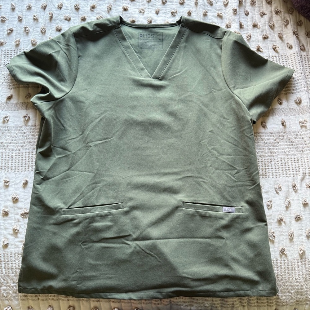 Figs Casma in Moss Size XL
